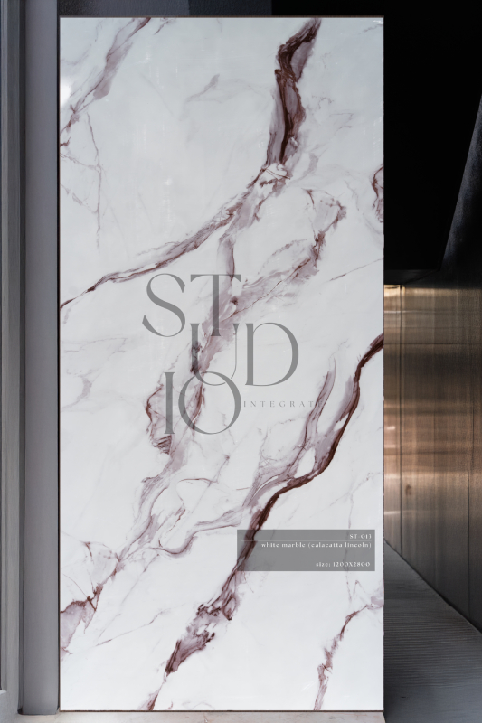 ST 013 White Marble Calacatta Lincoln R1