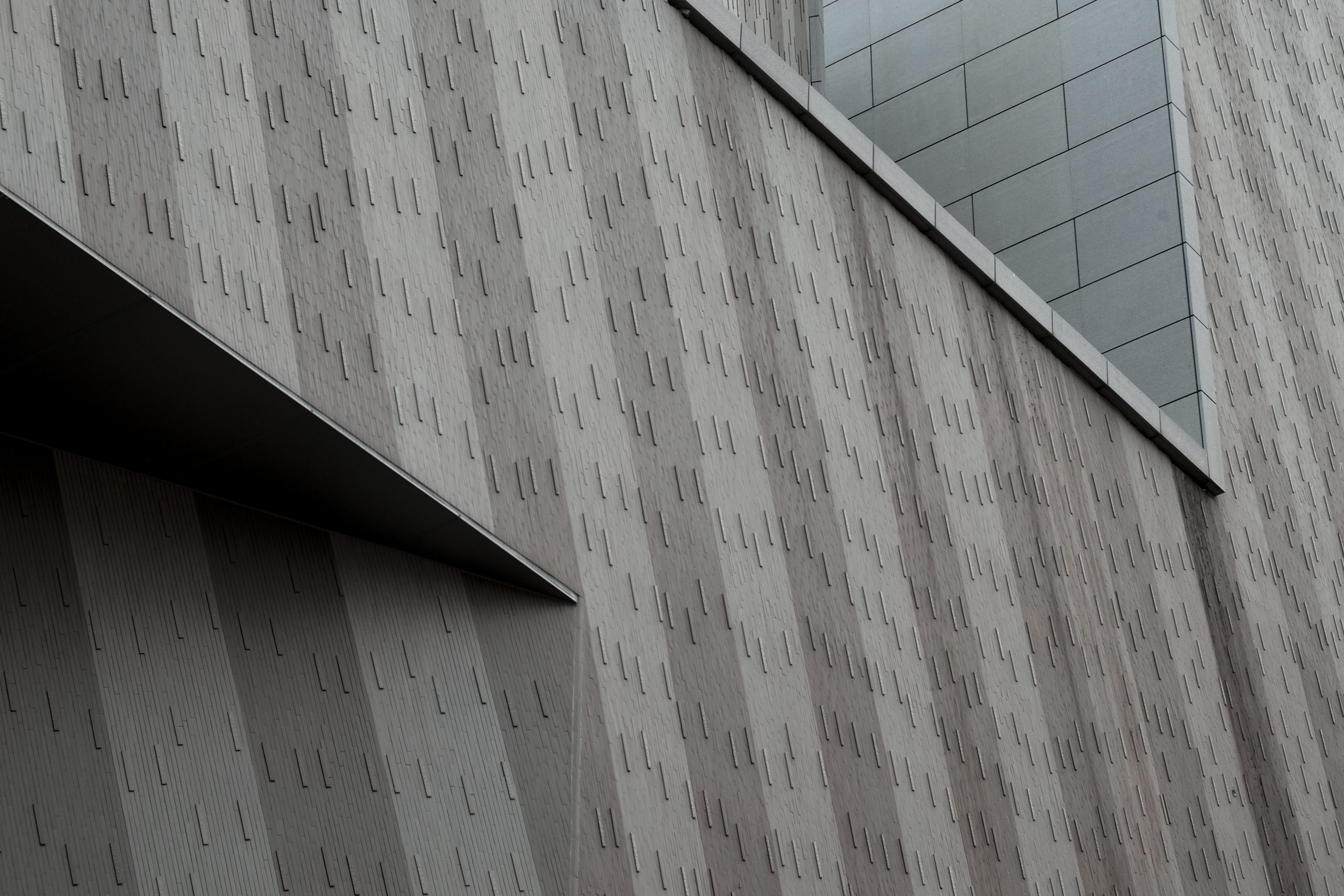 Advantages of Using Wall Panels for Interior and Exterior Walls